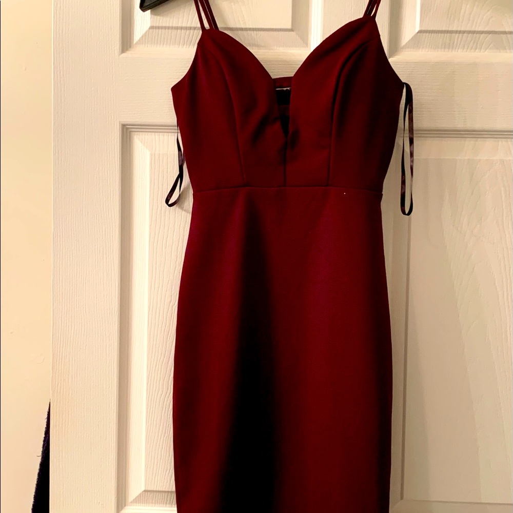 Maroon mini bodycon dress